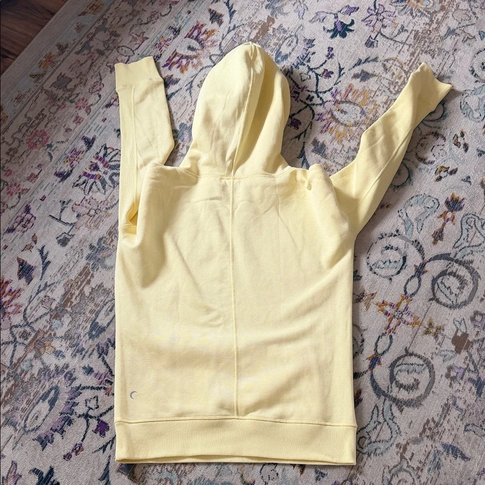 ZYIA Yellow Hoodie Sweatshirt - Picture 4 of 4
